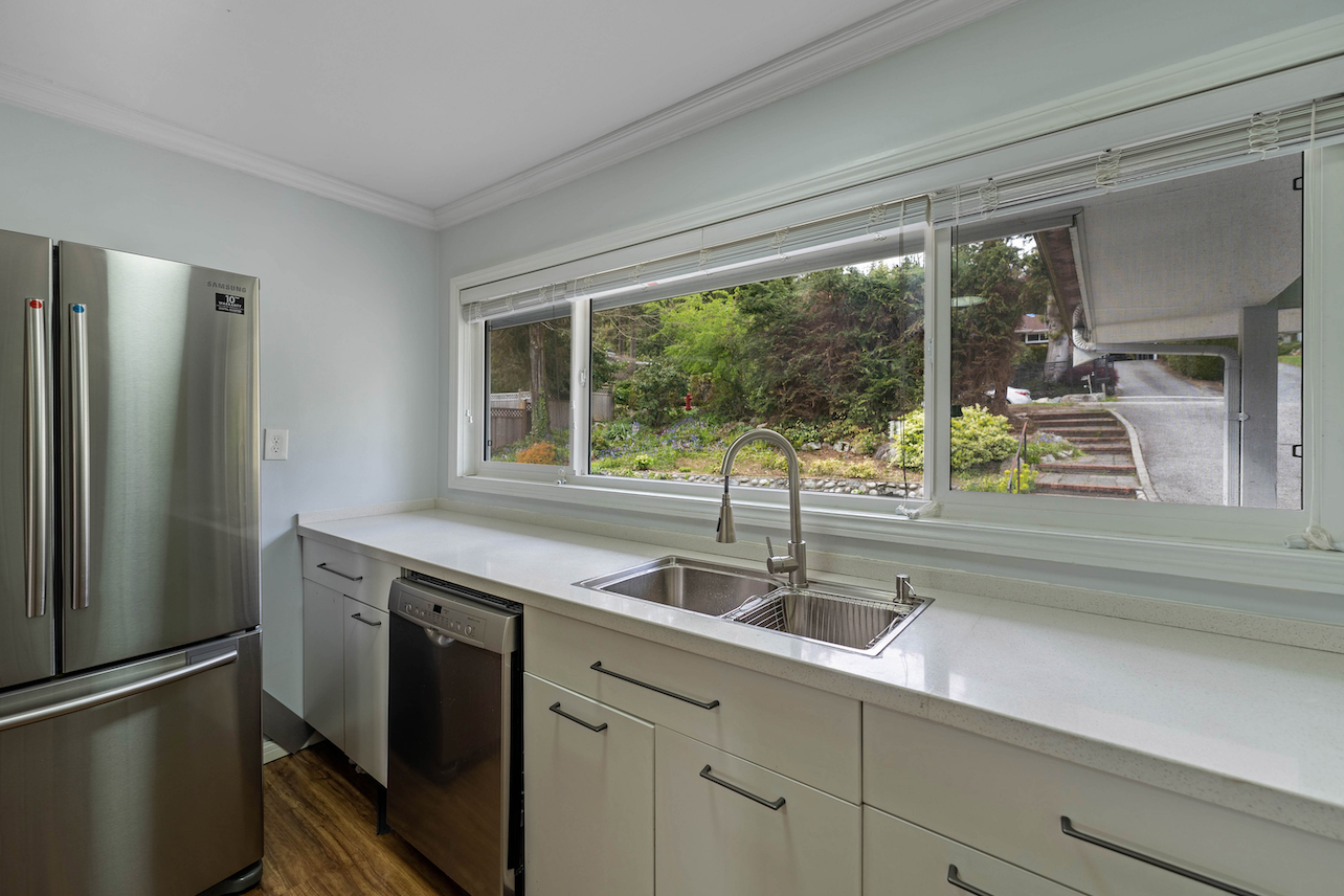 Rarely Available Prime View Lot with Newly Renovated Home- 1665 Queens Avenue